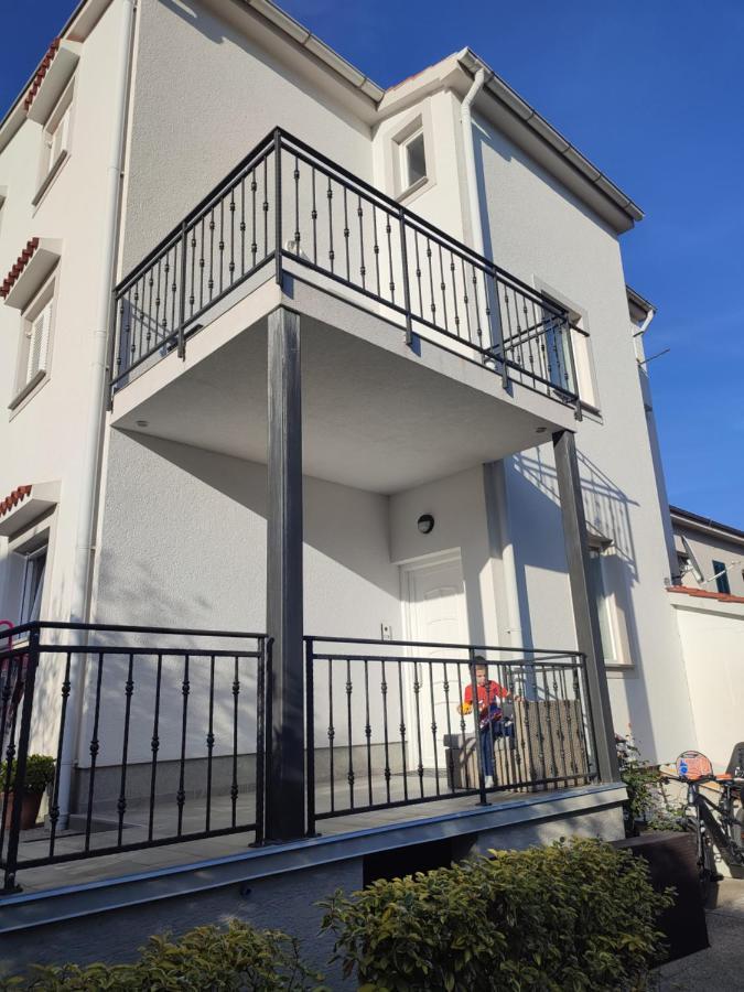 Apartments Kraljic I Baška Pokoj fotografie